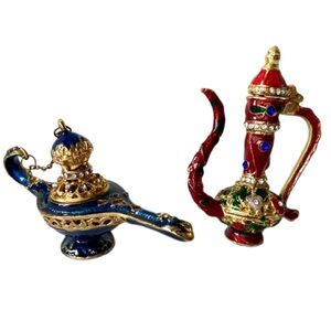 LAST CHANCE SALE!SET OF 2 Aladdin Genie Vintage Mini Lamp and Arabian Teapot